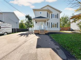 194 Rennick Rd, Moncton, NB E1G 7Y6