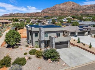 1151 E Red Sage Ln, Apple Valley, UT 84737