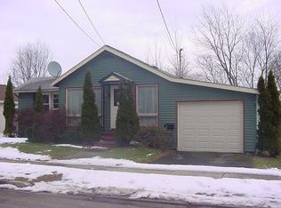 33 Park Ave, Falconer, NY 14733