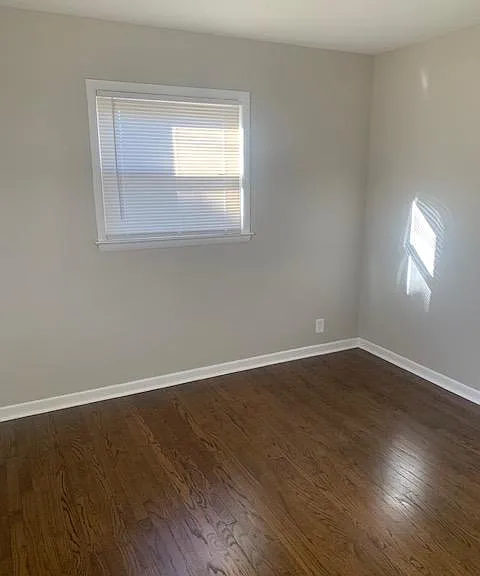 3323 E Grange Ave #2 — Photo 5
