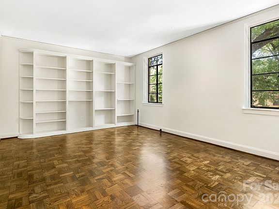 5th image of 1121 Myrtle Ave APT 10