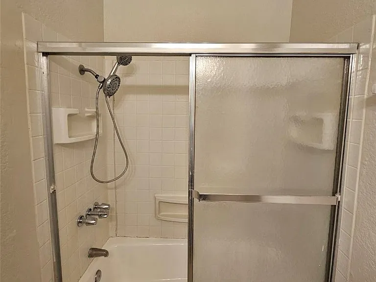 16630 Shenandoah Ave — Photo 17