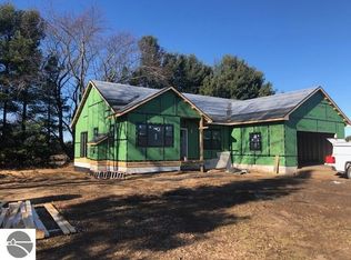 4051 Center Farm Ln, Traverse City, MI 49685
