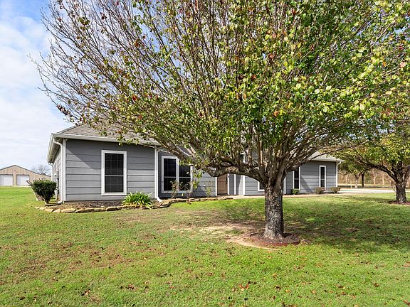 3rd image of 13942 Longstreet Rd