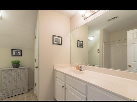 2nd image of 507 Morelock Dr
