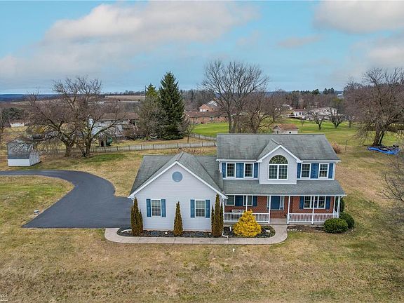 2nd image of 3714 Pecan Dr