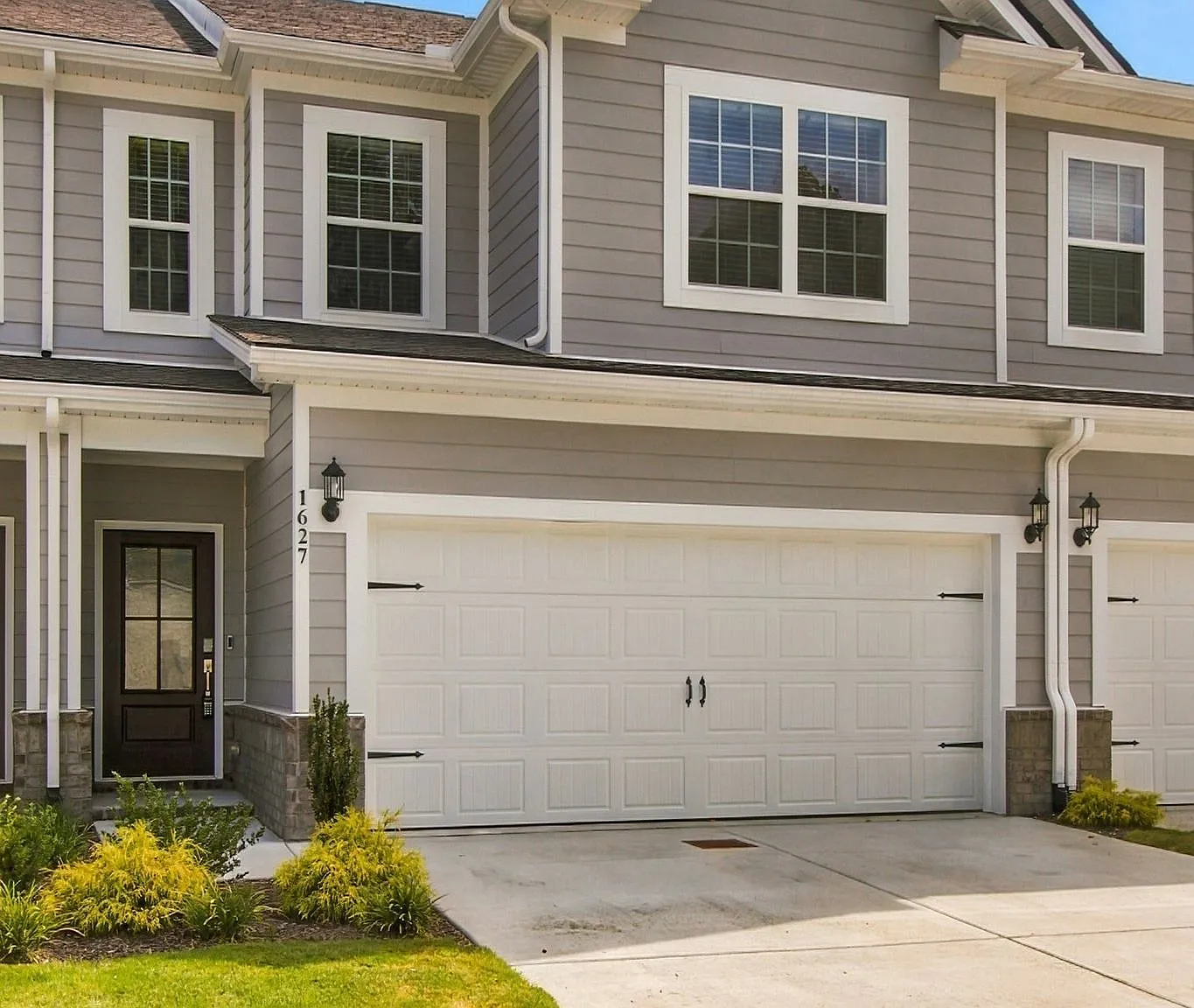 1627 Manuka Lane - 1 — Photo 3