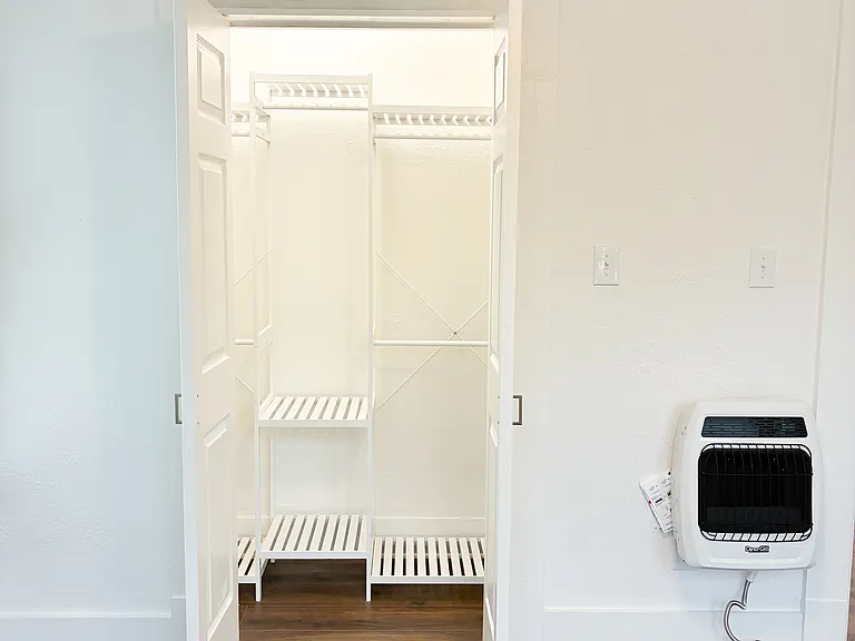 416 E Dewey Pl #5 — Photo 12