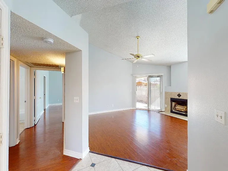 6624 Silver Penny Ave — Photo 7