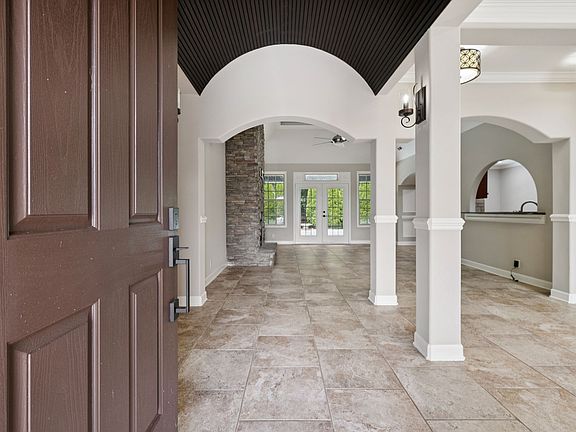 4th image of 237 Quad Oak Dr