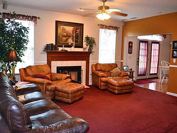 4th image of 6937 Bosk Ct