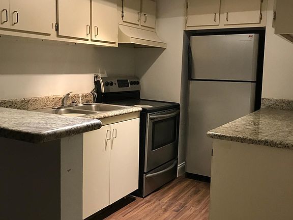 5th image of 2209 S Ferncreek Ave #15