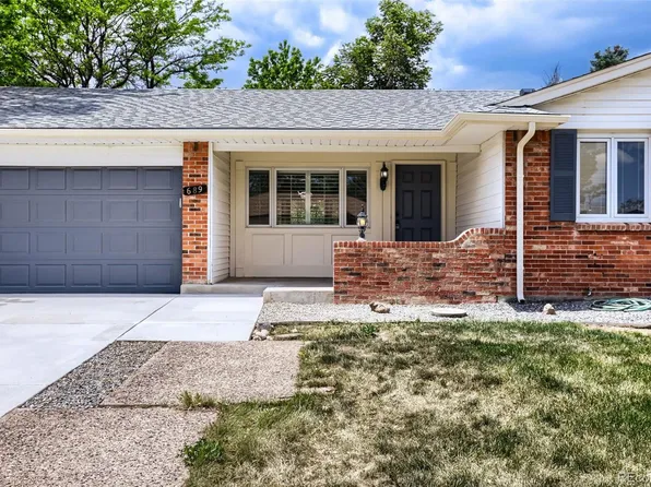 689 Jasper Street, Aurora, CO 80011