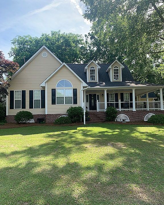 1st image of 910 Huntington Dr
