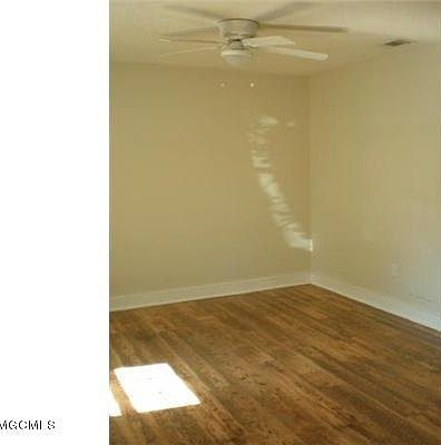4th image of 711 Forest Hill Dr