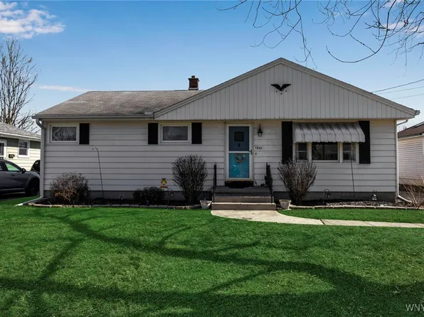 1341 Master St, North Tonawanda, NY 14120