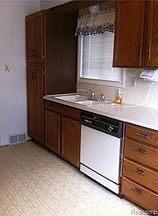 5th image of 1254 N Selfridge Blvd