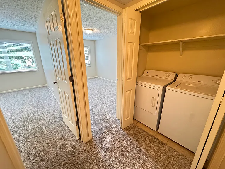 1520 D St #7 — Photo 13