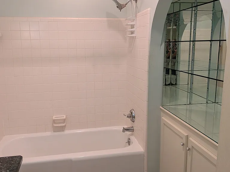 Full bath