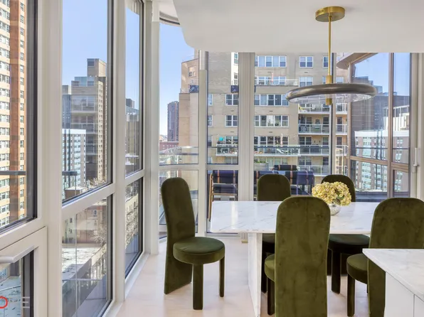 250 East 25th Street image 7 of 27