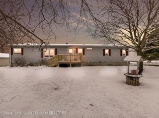 2390 Island Hwy, Charlotte, MI 48813