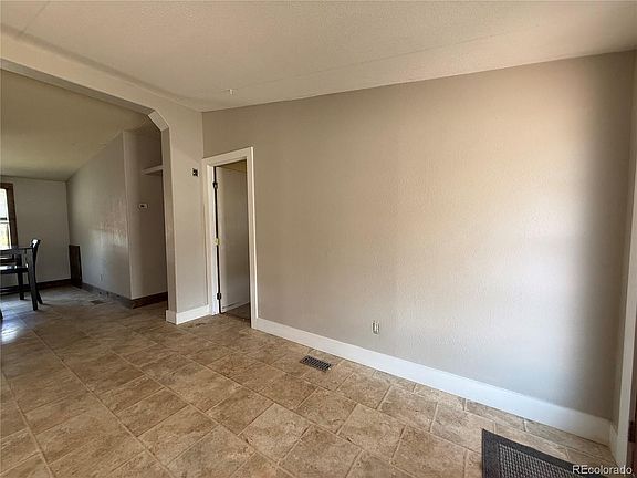 3rd image of 94 Palmer Avenue