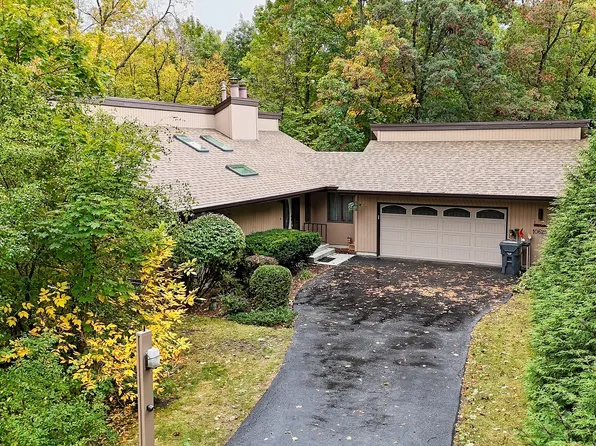10625 W Talmadge Ave, Beach Park, IL 60099
