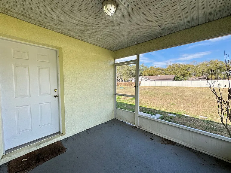 817 Eastern Ave — Photo 4