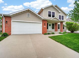 4819 Hemingway Dr, Ames, IA 50014