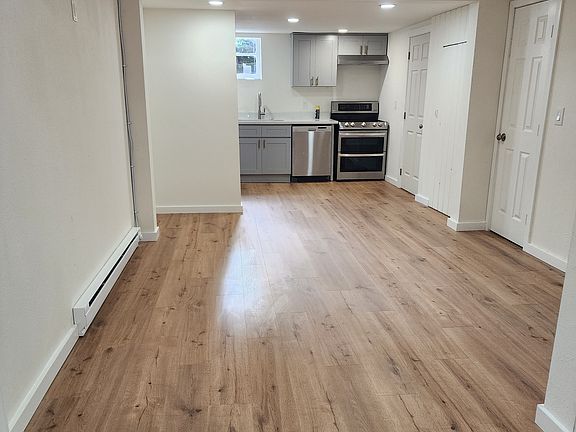 3rd image of 8332 Beacon Ave S #B