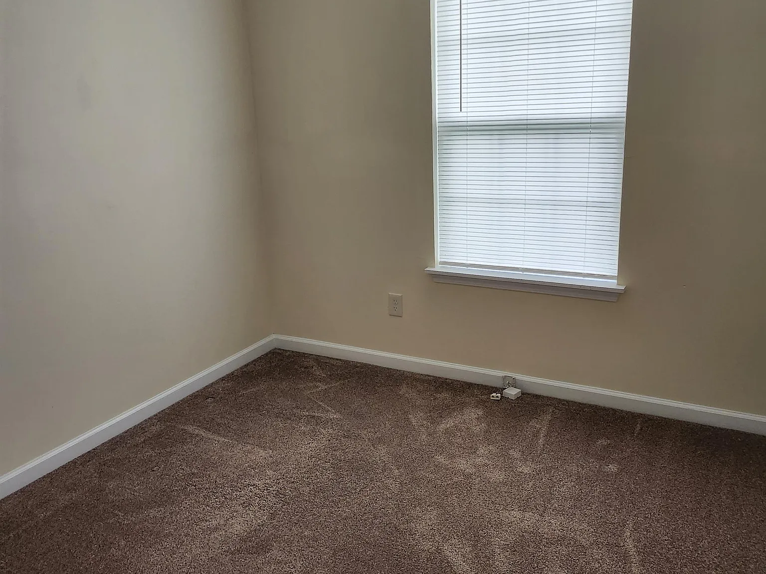 185 Hunters Trace - 1 — Photo 2