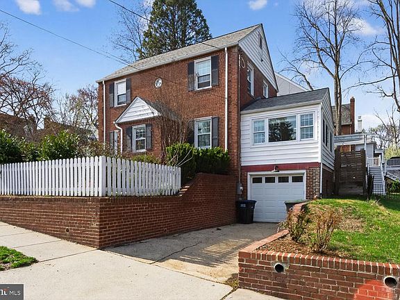 2nd image of 3015 Legation St NW