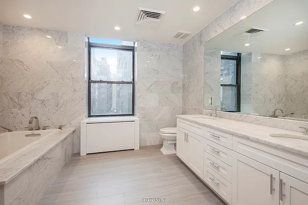 Rented by Town Residential | media 28