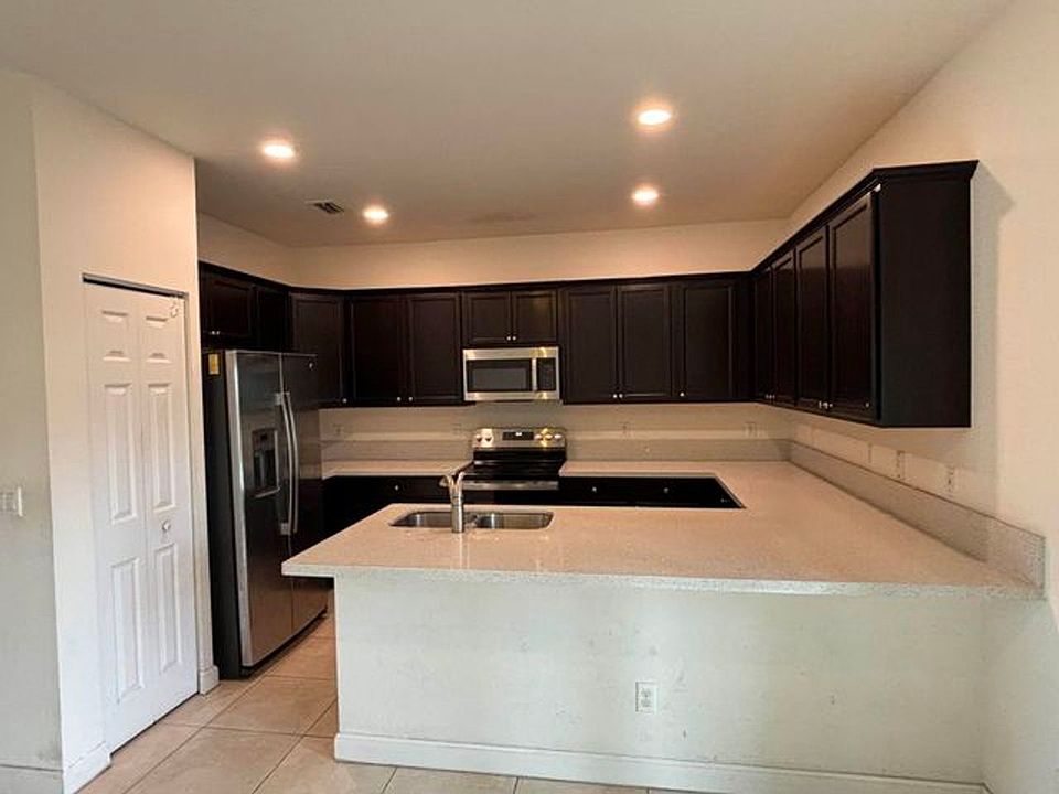 1st image of 4323 Braxton Ave