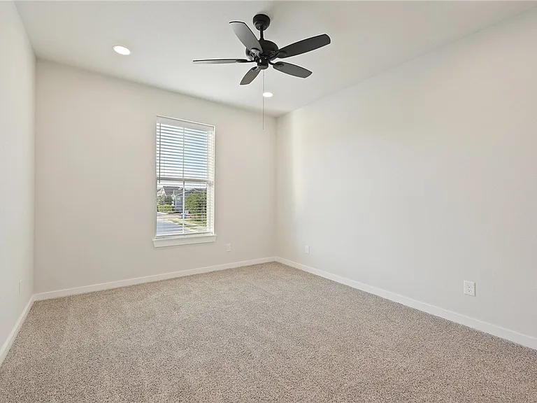 4091 General Pkwy — Photo 16