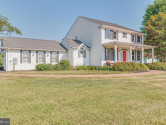 5th image of 311 Peaceful Breeze Ln