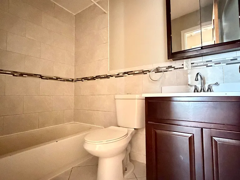 54 Terrace Ave — Photo 7