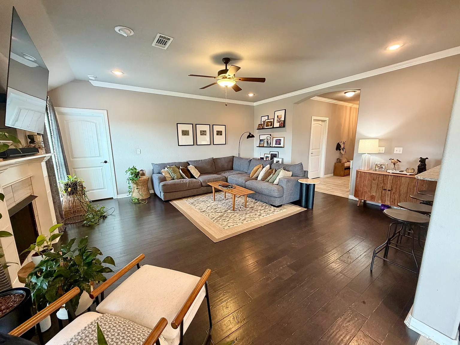 3 bed, 1678 sqft, $2,150 — Photo 3