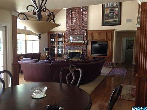 3rd image of 5515 W Grove Ct