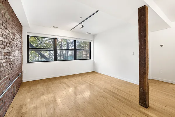 Rented by Compass | media 13