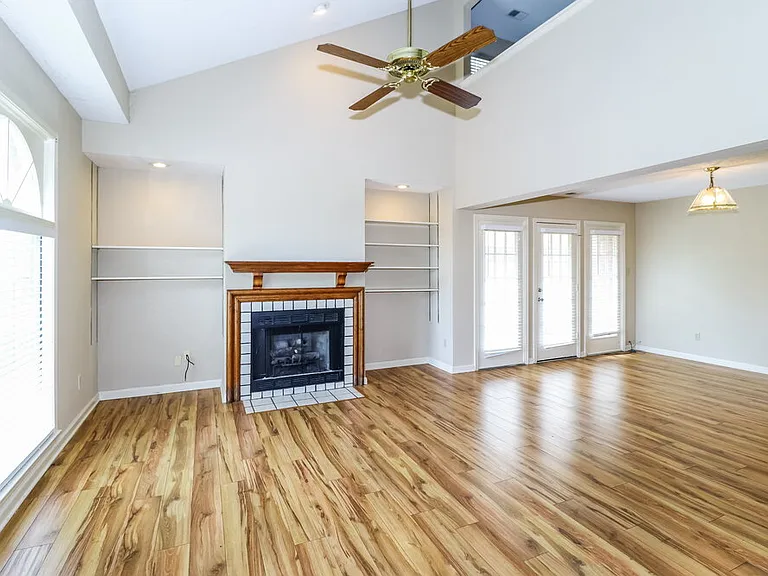 1611 Oaken Bucket Dr — Photo 6