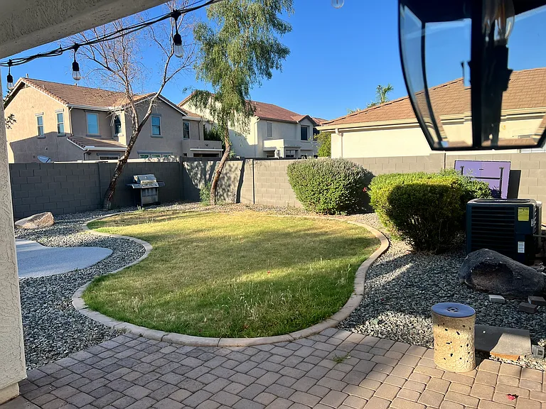 3728 E Liberty Ln — Photo 37