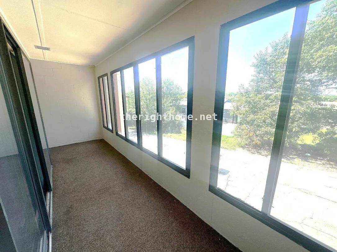 3 bed, 1.5 bath, 1743 sqft, $1,650 — Photo 4
