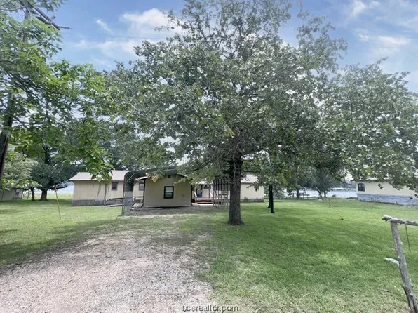 112 Lcr 752b, Groesbeck, TX 76642
