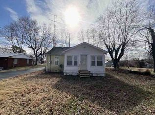 217 Broad St, Drakesboro, KY 42337