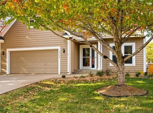 16134 W 157th St, Olathe, KS 66062