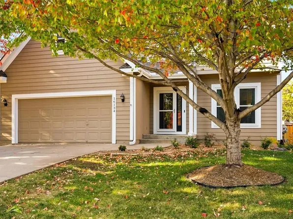 16134 W 157th St, Olathe, KS 66062