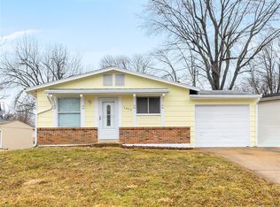 1403 Ramona Ln, Saint Charles, MO