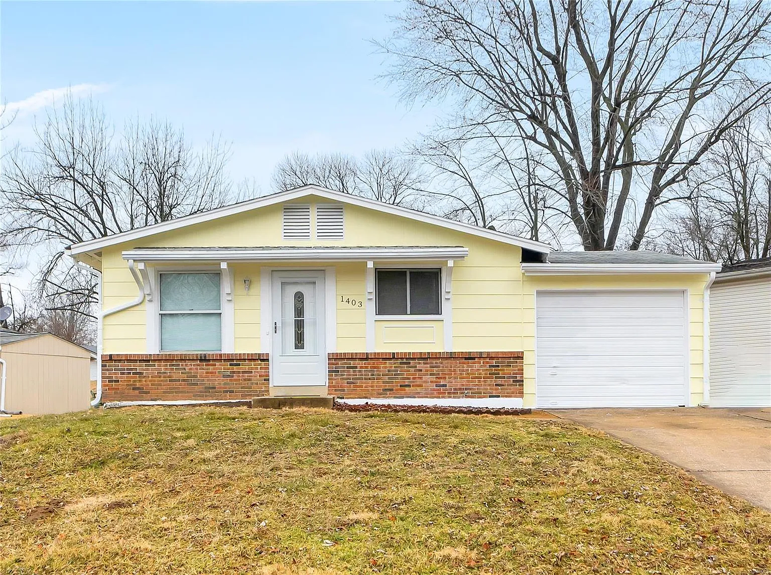 1403 Ramona Ln photo 1