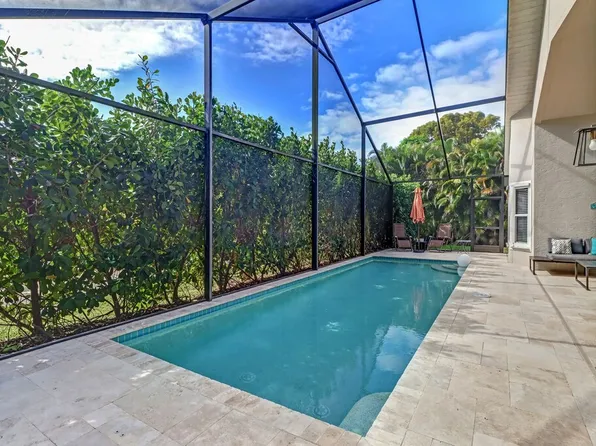 4940 Molokai Dr, Naples, FL 34112